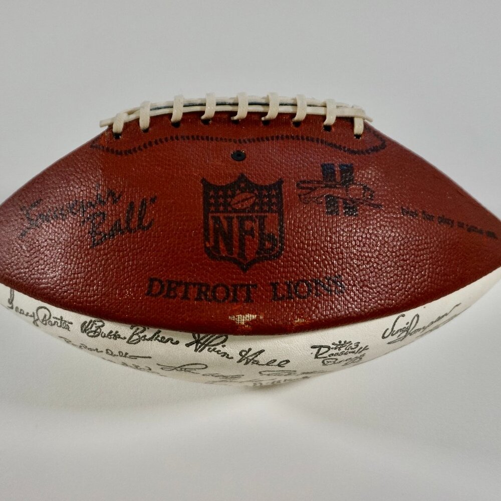 Detroit Lions 1977 Facsimile Signature Souvenir Football Vintage